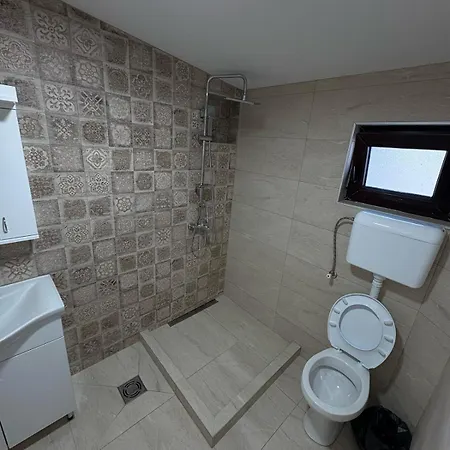 Ika 5n Apartment *